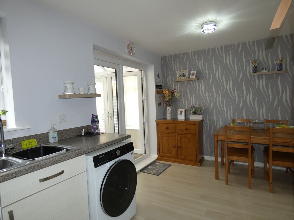 Kitchen/Diner- click for photo gallery